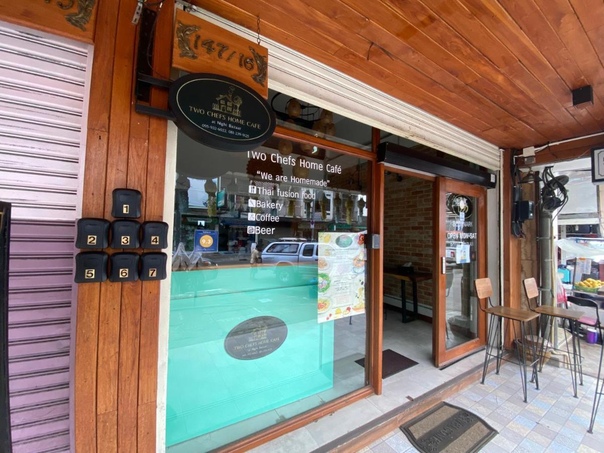 Appartamento Boonnark Bed Night Bazaar No Car Parking Chiang Mai Esterno foto